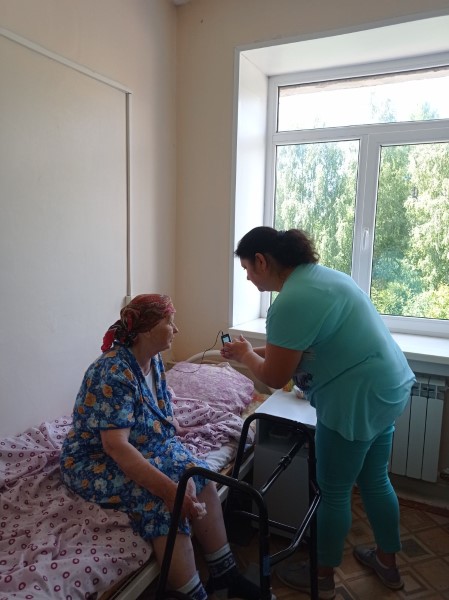 Оказание срочных социальных услуг